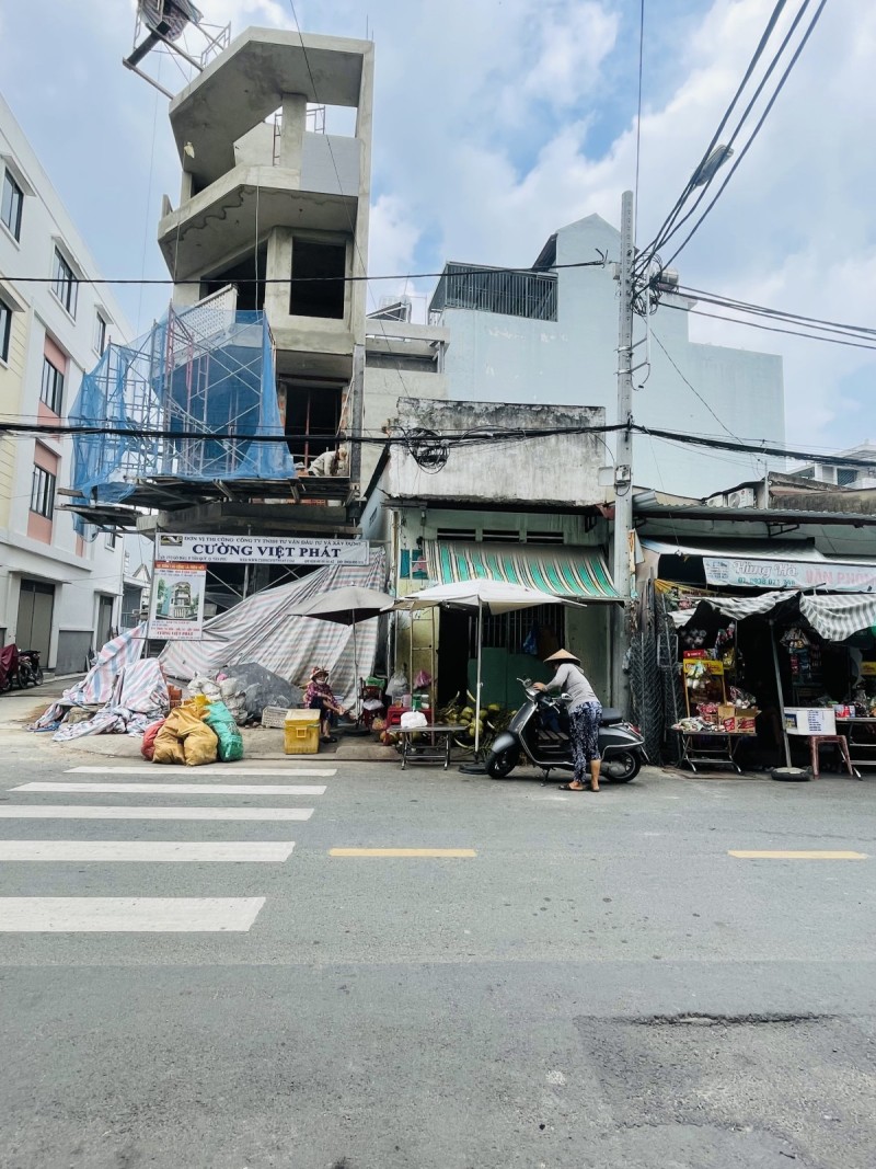 Bán nhà mặt tiền Đỗ Thừa Luông, 4.2x13 m, Tân Phú, giá 6.9 tỷ.